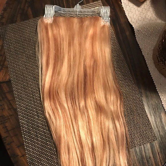 100% Remy Hair - Blond Highlights 20” - Picture 3 of 9